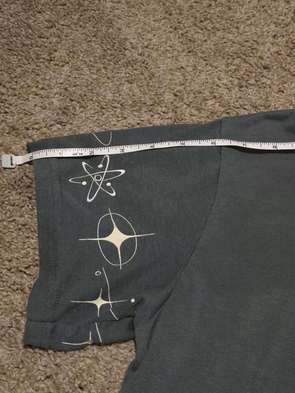 Unisex Graphic Tee - Green - Picture 6 of 6